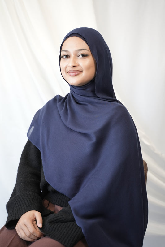 Midnight Elegance - Modal Hijab Set